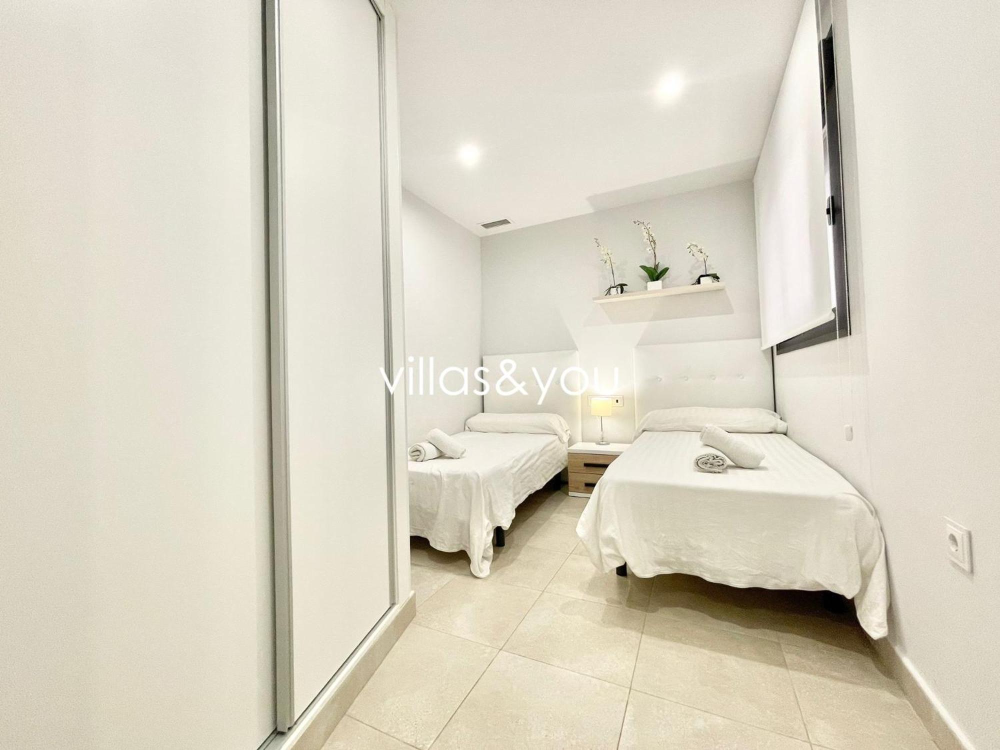Aqua Beach Torrevieja By Villas&You 外观 照片